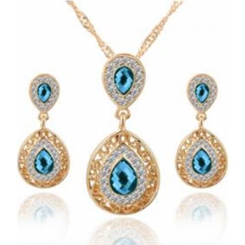 2020 European and American cross-border new female water drop crystal necklace pendant set wholesale