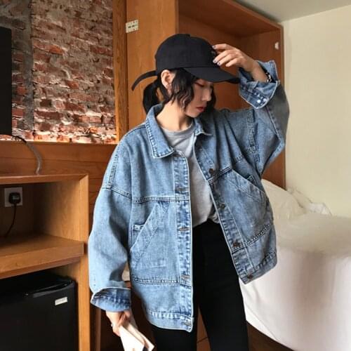 Classic Vintage Blue Women Denim Jackets 2021 New Spring Autumn Large Pocket Single Breasted Loose Casual Female Jean Coat