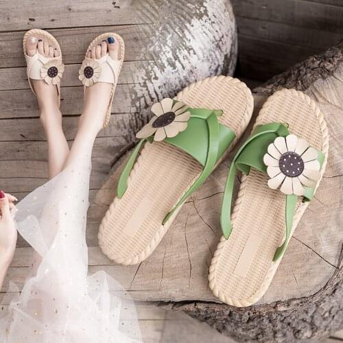 Soft Thick Bottom Non-slip Women Slippers Flip-flops Female House Slippers Women Shoes Summer Fashion Beach Shoes Flower Slides