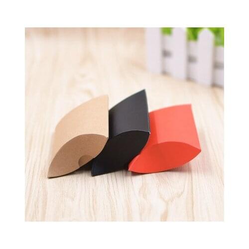 100pcs Favor candy Box bag New craft paper Pillow Shape Wedding Favor Gift Boxes pie Party Box bags eco friendly kraft promotion