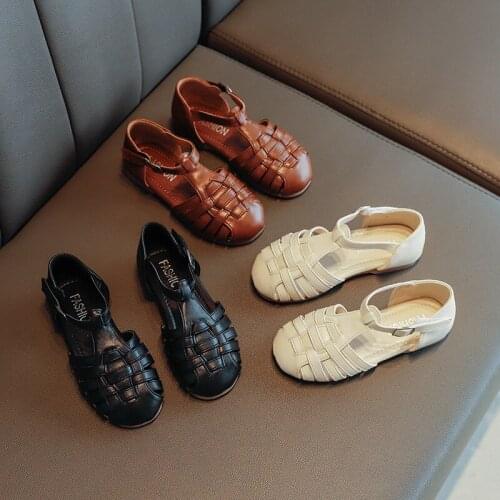 Girls Sandals 2021 New Kids Shoes Sandal Gladiator Style Closed Toe Children Sandals for Girls Baby Cut-outs Party Shoes E01104