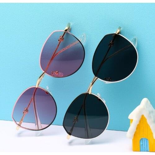 Fashion Kids Sunglasses Polarized Girls Retro Eyeglasses Boys Alloy Safe Frame Fashion Glasses Children Shades UV400 With Case