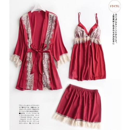 Wedding bride pajamas three-piece set with shorts dressing gown eyelash lace home wear can be worn outside with chest pad