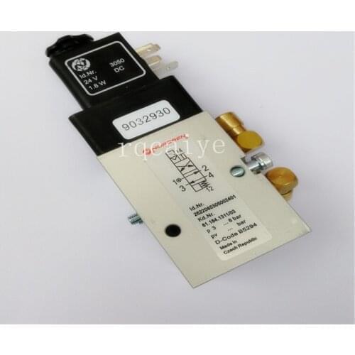 1 Piece Free Shipping 4/2-way Valve 61.184.1311 Solenoid Valve for SM02 CD102 Printing Machine