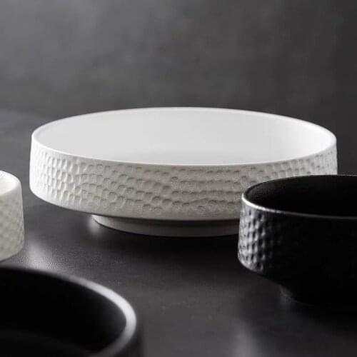 Ceramic White Black Hammer Eyed Deep Dish Fruit Bowl Creative Baked Rice Sushi Plate Salad Bowl Tableware Plates Round Platter