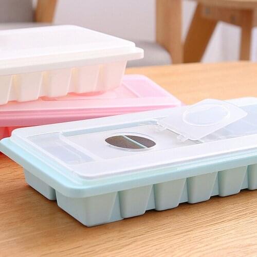 Kitchen Bar Accessories Ice Cube Moulds with Lid Ice Cube Tray Maker for Summer Whiskey Cocktail Cold Drinking Popsicle Mold