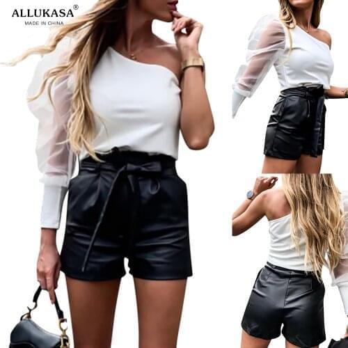 2021 Emo Casual PU Leather Sexy High Waist Shorts Women England Style Bottoms Black Regular Drawstring Shorts With Belt