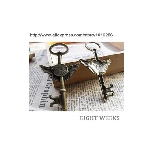 Zinc alloy pendant jewelry accessories diy handmade material charms Wings clock big key