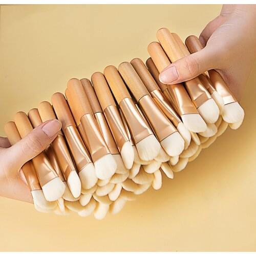 50Pcs/lot Facial Mask Soft Brush Wooden Handle Portable Face Fan-Shaped Professional Makeup Brush Skin Care Cosmetics Tool