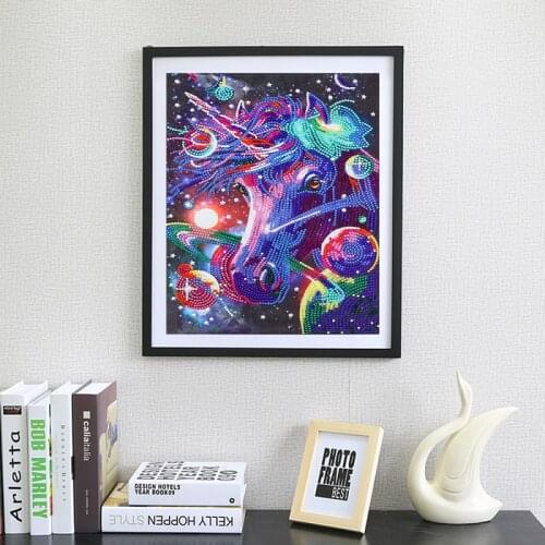 DIY 5D Shaped Diamond Painting Cartoon Animal Horse 5D Picture Special Crystal Diamond Embroidered Home Room Decoration Gift