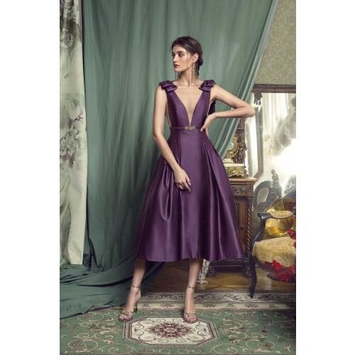 2021 Purple Satin Bow Cocktail Dresses V Neck Backless Tea Length Prom Dresses Sleeveless Sexy Wedding Guest Party Evening Gowns