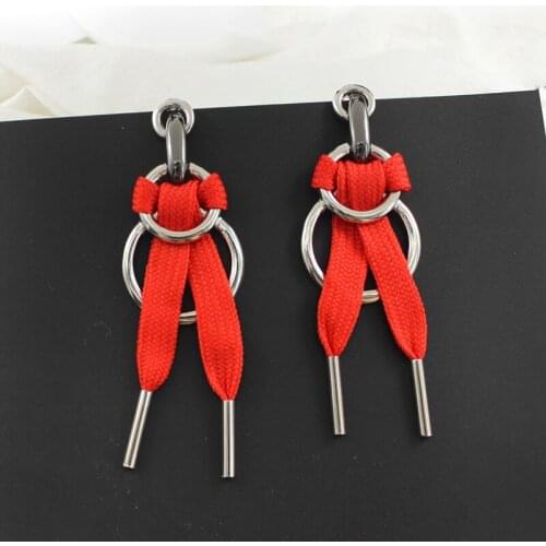 Creative craftsmanship of small mens earrings, red shoelaces, exquisite workmanship, elegant fashion, womens Jewelry Earrings