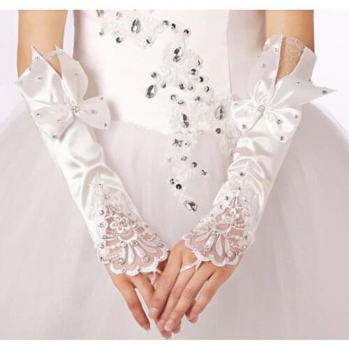 2018 Free Shipping Lace Princess Bridal Gloves with beaded Fashion Female Long Design Wedding Dresses Gloves Wedding Accesoties