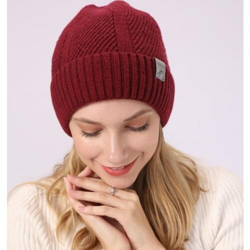 2019 autumn and winter New sports cashmere curling thickened striped monochrome wool hat for men and women
