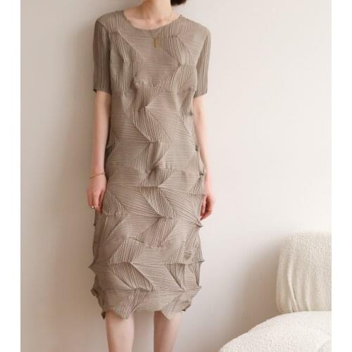 Manufacture direct supply 2021 summer Issey Miyake ruffled personality ruffled fashion loose short sleeve dress