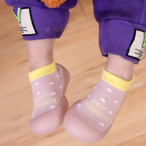 Pink Baby Shoes New Fashion Kids First Walker Cute Unisex Rubber Sole Socks Infant Slipper Casual Soft Children Anti-slip Shoes