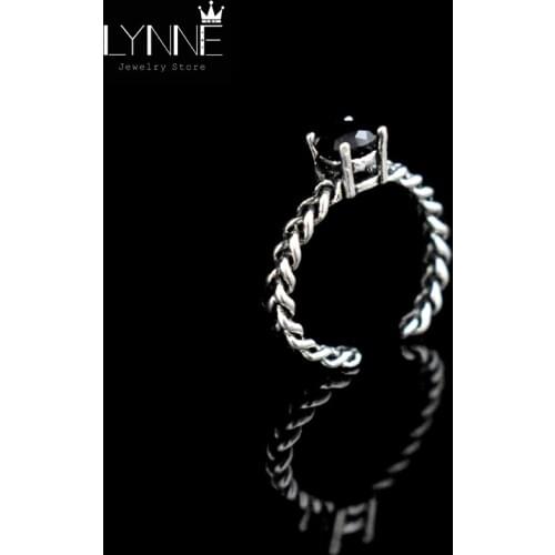 LYNNE Jewelry Fashion Antique Silver Plated Twist Weave Black Crystal Rings Wholesale Vintage Rhinestone Resizable Women Ring