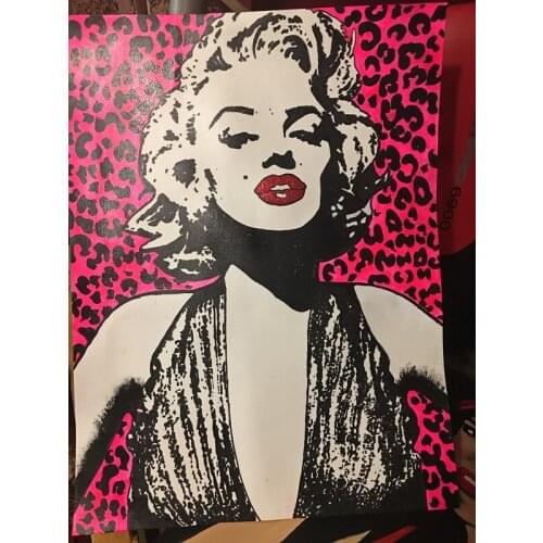 Handmade painting pop art Marilyn Monroe on oil canvas for living room decor and wallpaper