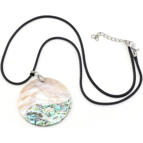 Natural Abalone Shell Pendant Necklace Round Shape Shell Pendant Necklace for Women Party Gift Size 50x50mm Length 55 + 5cm