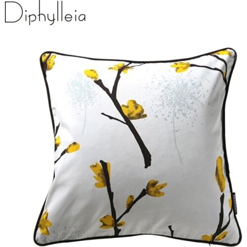Diphylleia Elegant Design Cushion Cover Chinese Plum Blossom Inspiration Pattern Print Soft Cotton Pillow Case Chic Home Decor
