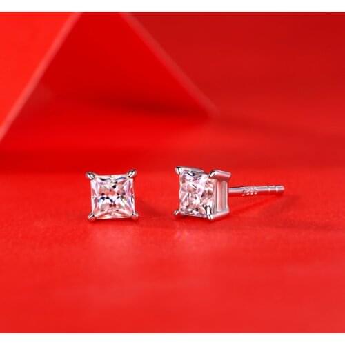 Moissanite Passed Diamond Test Excellent 925 Sterling Silver Ear Studs Crystal Earrings 0.5ct Gem Simplicity Fashion Wedding