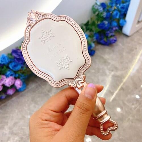 Makeup Mirror Relief Holding Female Portable Simple Dormitory Female Small Lovely Personality Decoration Mirrors Espejo зеркало