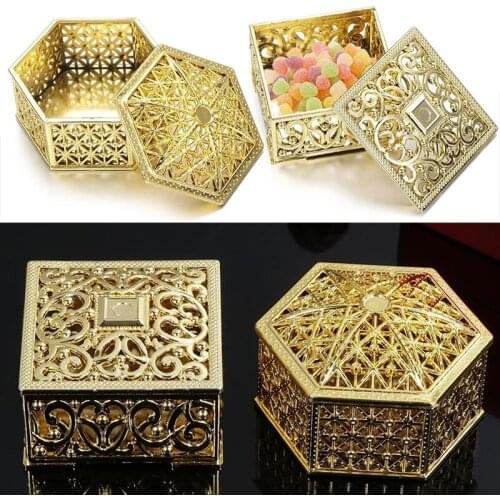 1PC Mini Plastic Hollow Gold Foil Cake Candy Box Wedding Favor Marriage Baby Shower Gift Treat Box Birthday Party Event Supply