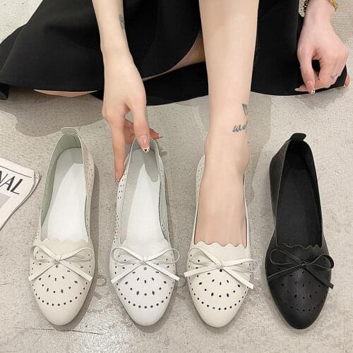 A Pedal Lazy Shoes Female Summer 2021 New Korean Version of The Breathable Hollow White Nurse Shoes Hole Shoes Flat Shoes