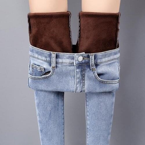 Women Warm Plush Plus Size pencil pants Female elastic denim trousers winter Light blue vintage Thick velvet skinny jeans