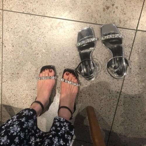 2021korean Style Summer New Fashion Ankle-Strap Buckle Sandals Womens Mid Heel Chunky Shoes