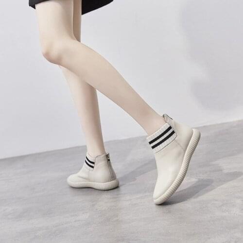 Ins Winter Genuine Leather Ankle Boots Handmade Lady Soft Flat Shoes Comfortable Casual Moccasins Side Zip Ankle Boots