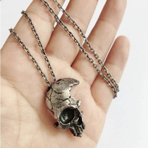 Retro Half Skull Necklace Gothic Pendant Necklace Jewelry Accessories Choker Chain Necklace for Women Men Jewlery Wholesale Bulk