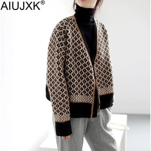 AIUJXK New 2020 Autumn Winter Fashion Argyle Cardigan Women Vintage Sweaters Long Sleeve Knitted Clothes Loose V Neck Knitwear