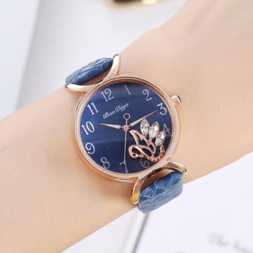 New Design Rolling Rhinestone Swan Women Watches Fashion Double-Layered Glass Leather Strap Watches Women Ladies Quartz Watch