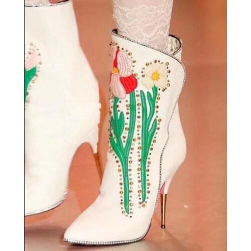 New Ladies Point toe Patched Leather Flower Rivets Studs Ankle Booties Women Metal Plated Spike high Heels Short Bottines Shoes
