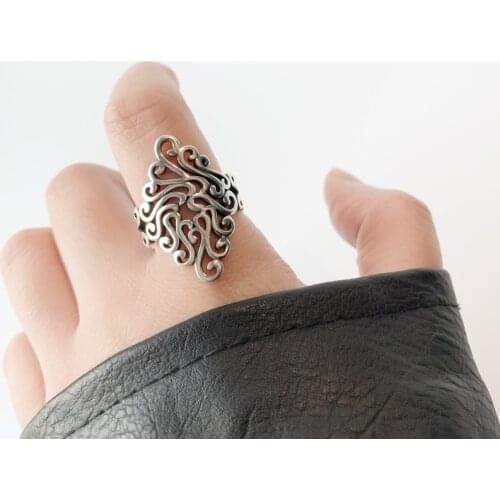 New Trendy Personality Punk Flower Rings For Women Lady Resizable Size Rings Party Jewelry Charm Gifts 2021