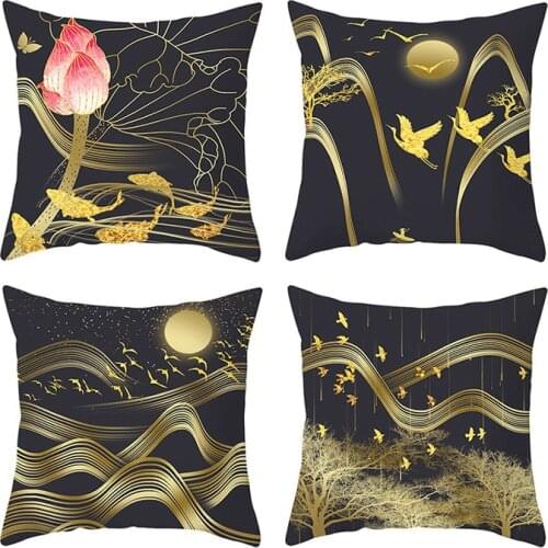 Modern Light Luxury Gold Line Pattern Polyester Pillow Covers Decorative Home Decorative Pillows Cover for Sofa Car