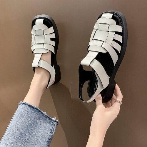 2021 new summer net red womens shoes thick soled woven Roman Baotou cross flat sandals