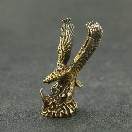 Mini Brass Eagle With Snake Statue Animal Birds Props Sculpture Home Office Party Bar Desk Decoration Ornament Funny Toy Gift