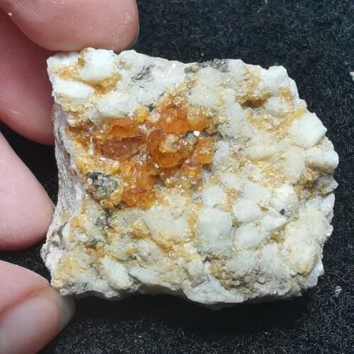 28.6g100% natural garnet mineral specimen stone decoration crystal healing energy geology teaching collection ornaments