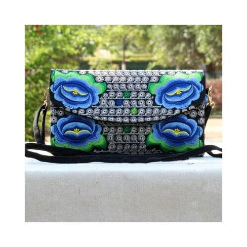 New Fashion Embroidery Women Small bags!Nice Floral Embroidery Lady Shoulder&Crossbody bags Hot National Canvas Cover&Cover bags