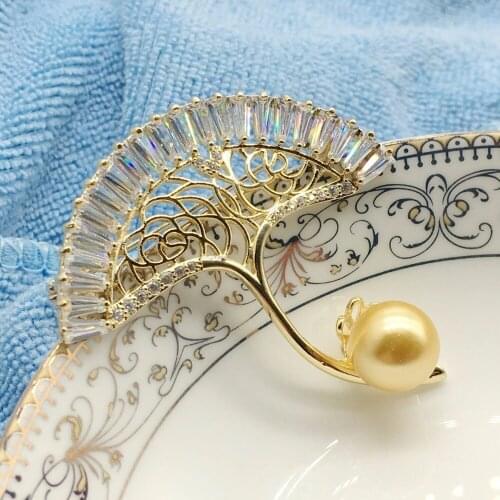 Fan Shape Brooch Lady Yellow Pearl Zircon Brooch Wedding Fashion Brooch Gift Scarf Women Zircon brooch