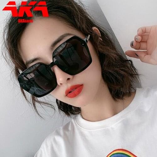 AKAgafas Retro Sunglasse Women Square Sunglasses Women/Men Brand Designer Glasses Women Oversized Brand Oculos De Sol Feminino
