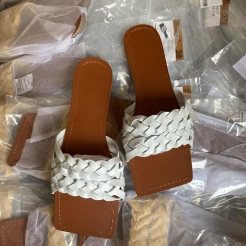 2021 Summer Square Toe Fashion Flat Heels Women Slides Outdoor Beach Slides Double Woven Solid Color Woman Sandalias De Mujer