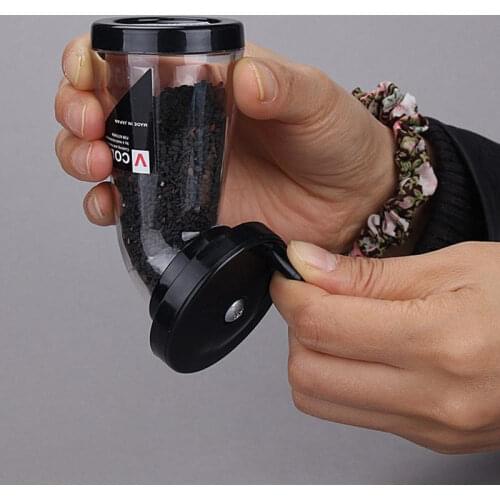 Sesame grinder imported from Japan kitchen hand grinding bottle pepper grinding bottle