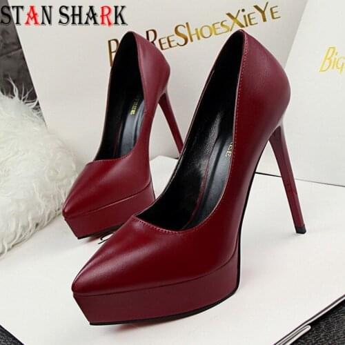 Stan Shark Leather Pumps