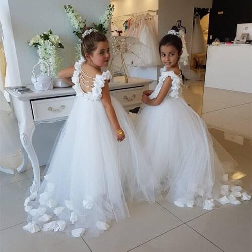 Lovely White Flower Girl Dresses First Communion Dress Ruffles Lace Tulle Pearls Backless Princess Children Birthday Party Gowns