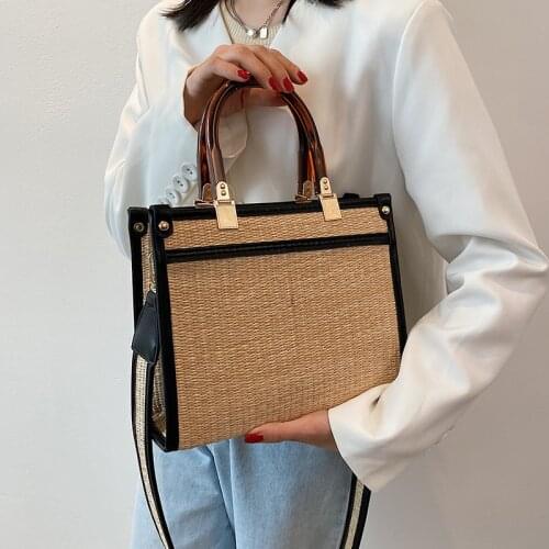 New Summer Straw Bag Women Large Capacity Handle Bag Handmade Woven Handbag Bohemia Vacation Rattan Beach Bag Kintted Purse