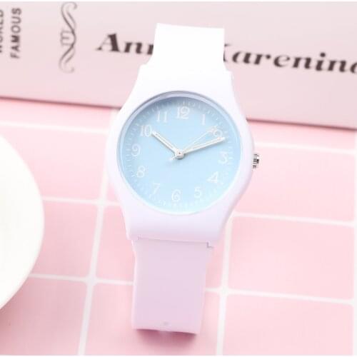 2017 New Brand Fashion Cute Simple Mini Women Watch Waterproof Jelly Sport Creative Children Watches For Girls Student Watch