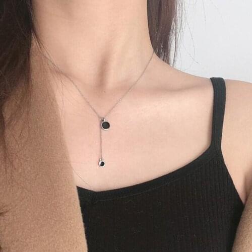 Ladies Simple Necklace Exquisite Elegant Fashion Black Pendant Decor Necklace for Female Hot Sale Trendy Necklaces